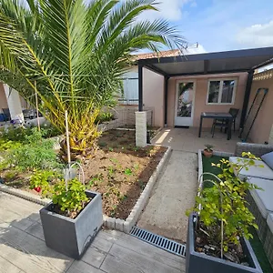 https://ni-100giteni100-loc-chez-kheirapascal.aixenprovencehotels.org