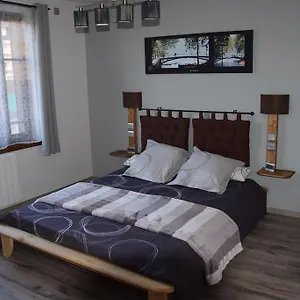 https://gite-chevenes.hotels-rhonealpes.com